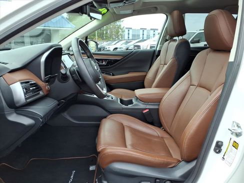 Certified 2025 Subaru Outback Touring w/ Popular Package #2 image 5