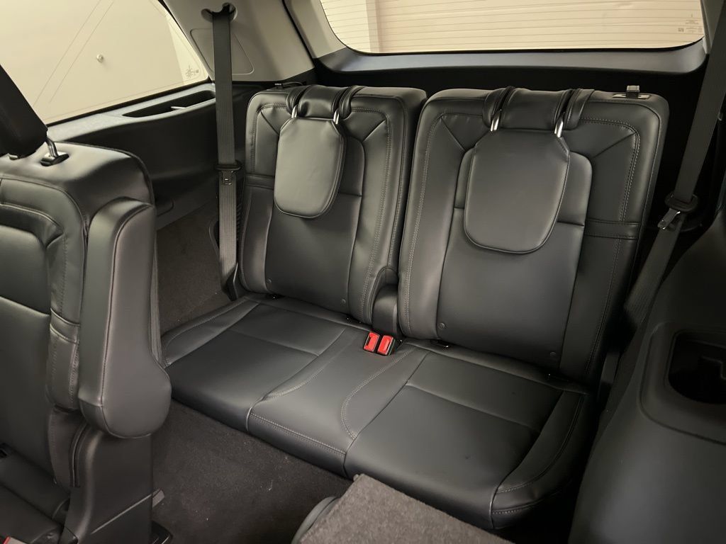 Used 2026 Lincoln Aviator Reserve AWD/4WD image 33