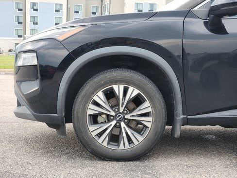 Used 2022 Nissan Rogue SV FWD image 6
