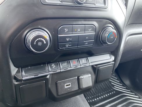 Used 2020 Chevrolet Silverado 1500 Custom Trail Boss w/ Custom Convenience Package image 31