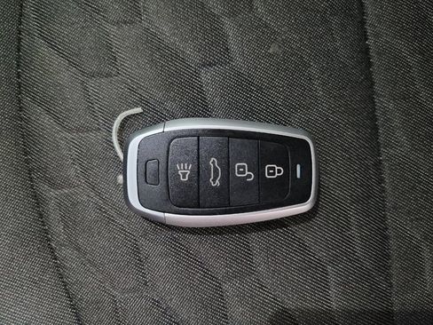 Used 2021 Chevrolet Equinox LT AWD/4WD image 32