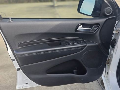 Used 2023 Dodge Durango SXT w/ SXT Blacktop Group image 24