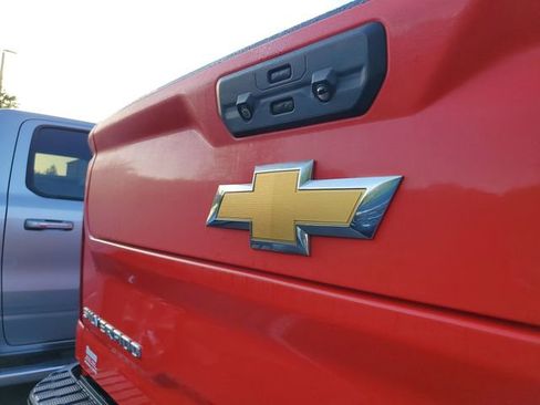Used 2023 Chevrolet Silverado 2500 LTZ w/ LTZ Plus Package image 6