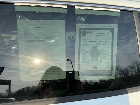 Certified 2025 Volkswagen Tiguan S image 37