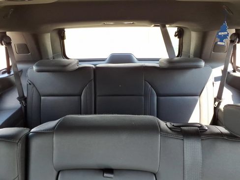 Used 2024 Chevrolet Tahoe LT AWD/4WD image 20