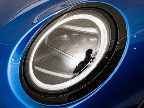 New 2026 MINI Cooper 2-Door Hardtop FWD image 15