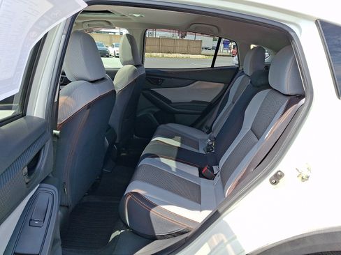 Used 2019 Subaru Crosstrek 2.0i Premium AWD/4WD image 11