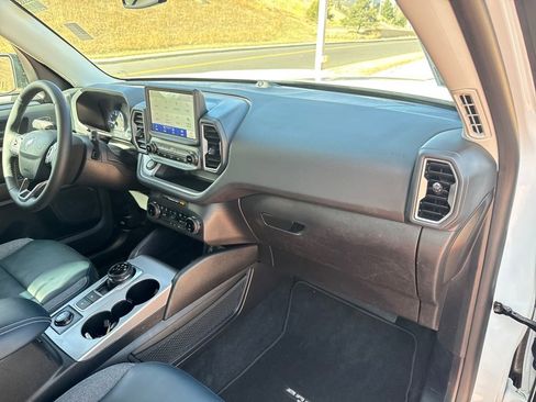 Certified 2024 Ford Bronco Sport Outer Banks w/ Tech Package image 29