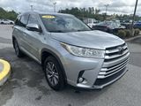 Used 2019 Toyota Highlander XLE image 4