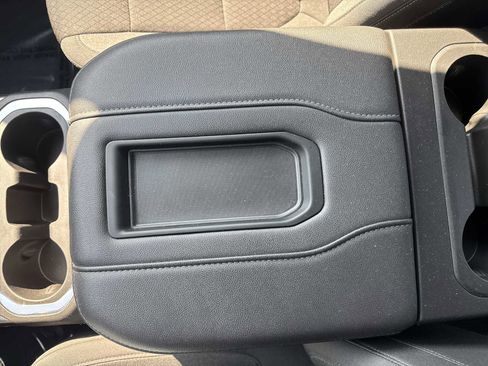 Used 2022 Chevrolet Silverado 1500 LT Trail Boss w/ Safety Package image 33