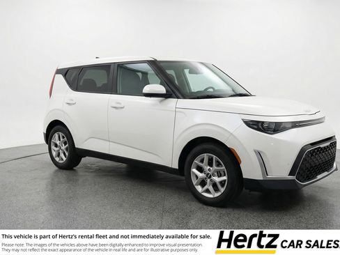Used 2025 Kia Soul LX w/ LX Technology Package image 1