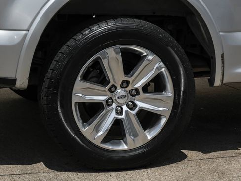 Used 2015 Ford F150 Platinum w/ Equipment Group 701A Luxury RWD image 49