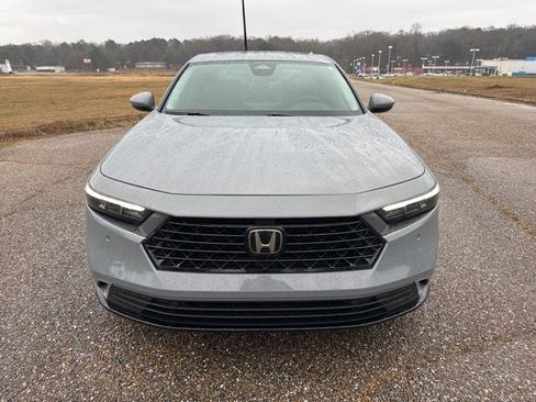 Used 2024 Honda Accord EX-L image 13