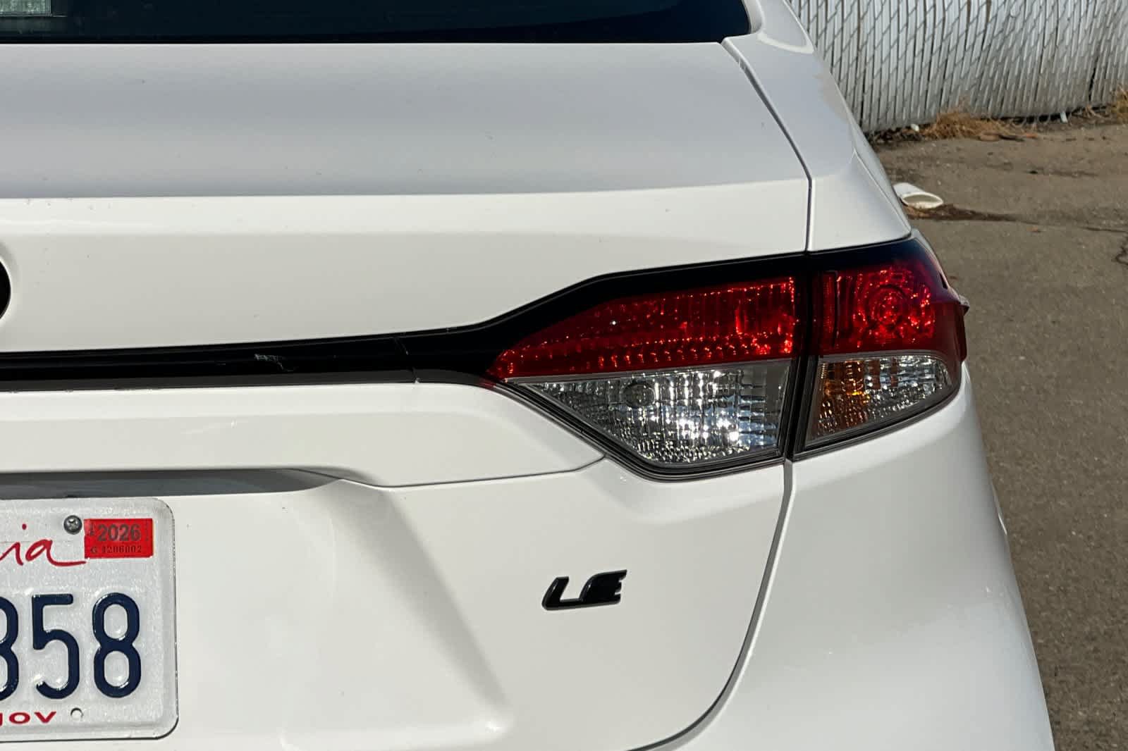 Certified 2025 Toyota Corolla LE FWD image 21