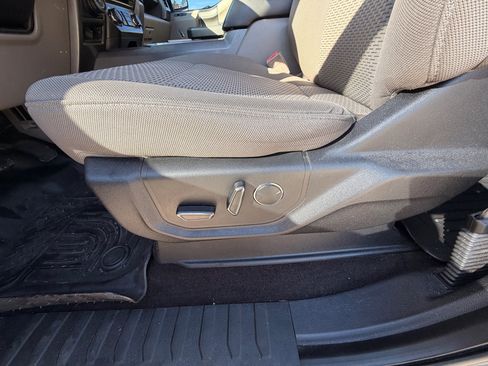 Used 2018 Ford F150 XLT w/ Equipment Group 302A Luxury image 16