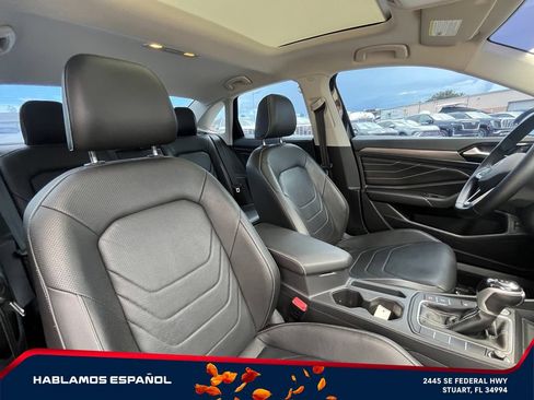 Used 2022 Volkswagen Jetta SEL FWD image 16