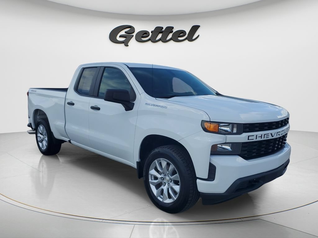 Used 2019 Chevrolet Silverado 1500 Custom w/ Trailering Package AWD/4WD image 3