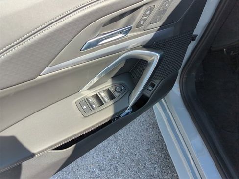 Used 2025 BMW X2 xDrive28i image 18