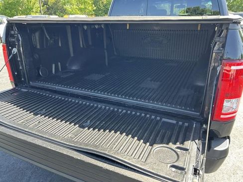 Used 2017 Ford F150 XLT w/ Equipment Group 302A Luxury AWD/4WD image 13