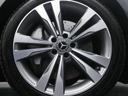 Used 2020 Mercedes-Benz S 560 4MATIC Sedan w/ Premium Package image 9