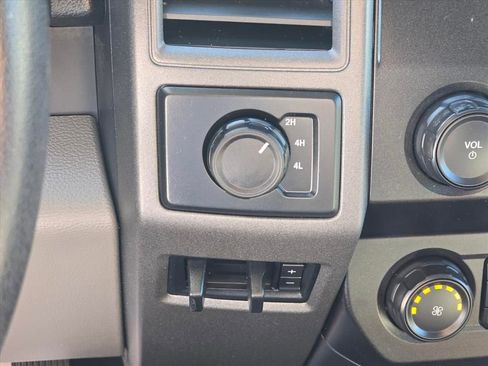 Used 2021 Ford F550 4x4 Regular Cab Super Duty image 15