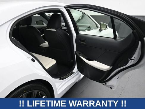 Used 2022 Lexus IS 350 F Sport image 15