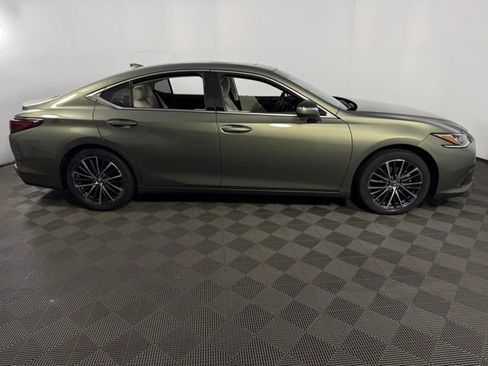 Used 2024 Lexus ES 350 w/ Premium Package image 10