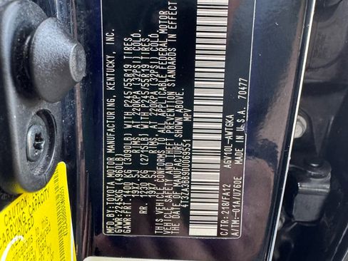 Used 2013 Toyota Venza LE image 26