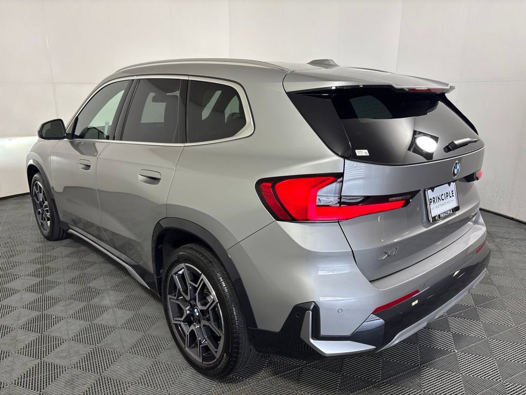 Certified 2026 BMW X1 xDrive28i w/ Technology Package AWD/4WD image 7