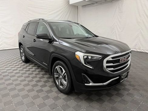 Used 2021 GMC Terrain SLT w/ Infotainment Package II FWD image 4