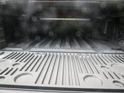 Used 2025 Nissan Frontier PRO-4X w/ Pro Premium Package image 32