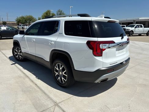 Used 2023 GMC Acadia SLT FWD image 5