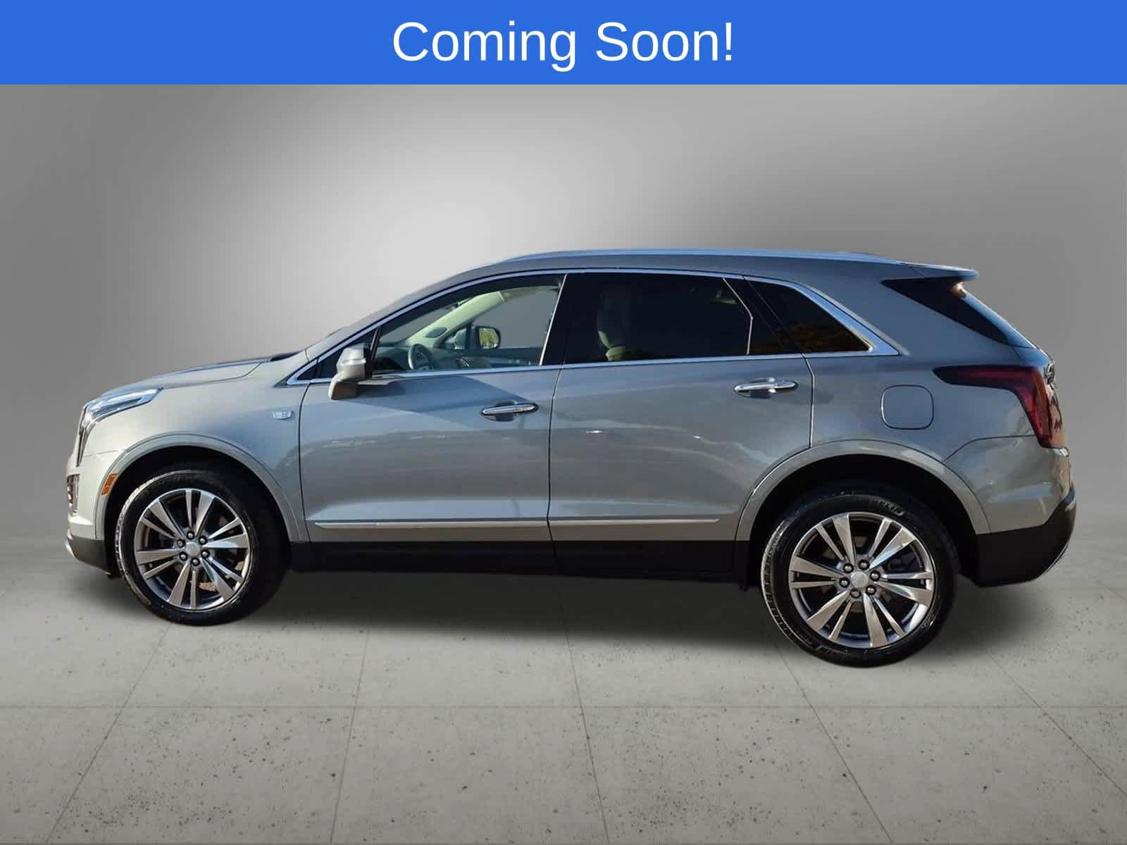 Used 2024 Cadillac XT5 Premium Luxury w/ LPO, Floor Liner Package AWD/4WD image 3