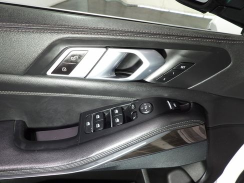 Used 2020 BMW X5 xDrive40i AWD/4WD image 12