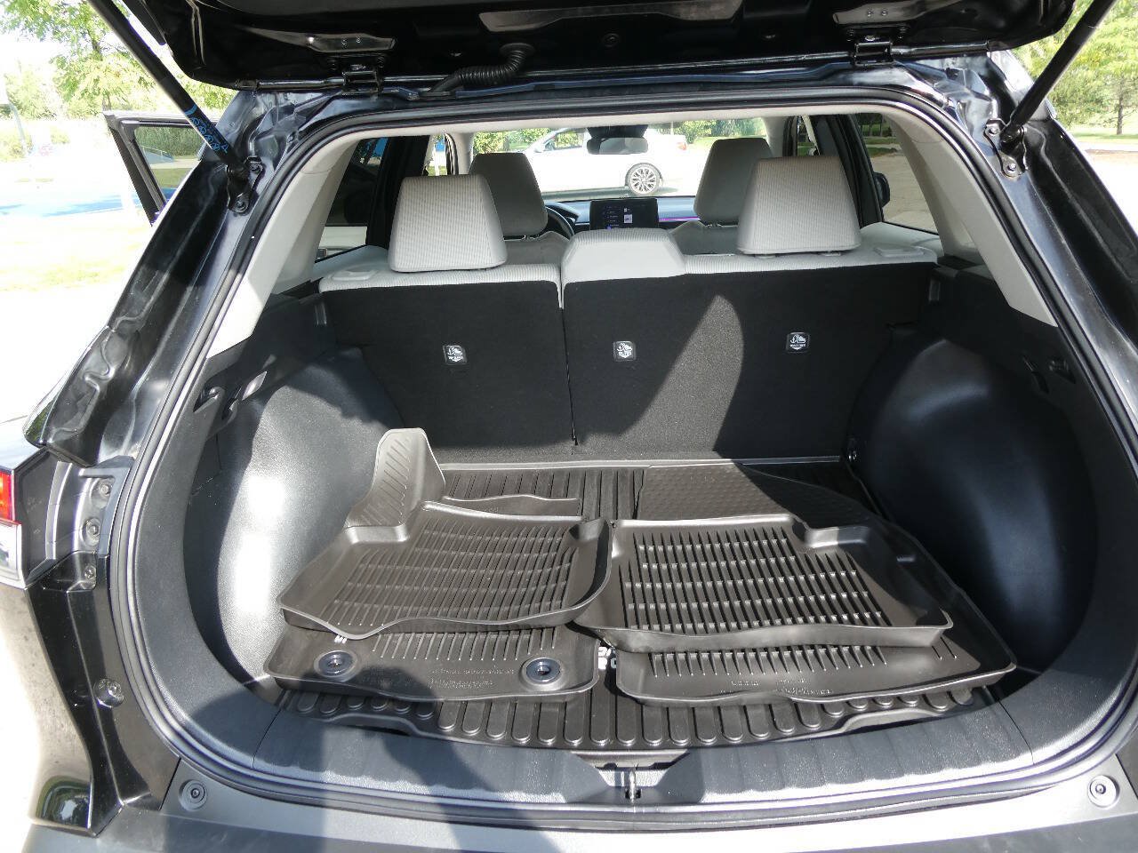 Used 2026 Toyota Corolla Cross L AWD/4WD image 23