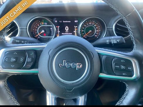 Used 2021 Jeep Gladiator Overland w/ Popular Equipment Package AWD/4WD image 6