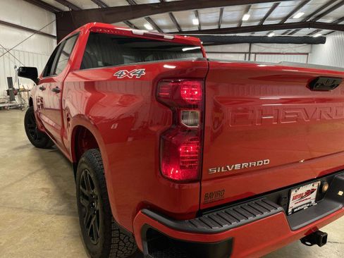 Used 2022 Chevrolet Silverado 1500 Custom image 23