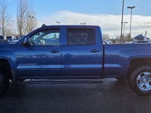 Used 2018 Chevrolet Silverado 1500 LT w/ All Star Edition image 8