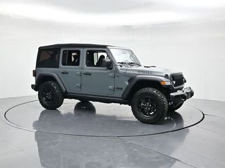 Used 2024 Jeep Wrangler Willys video 3