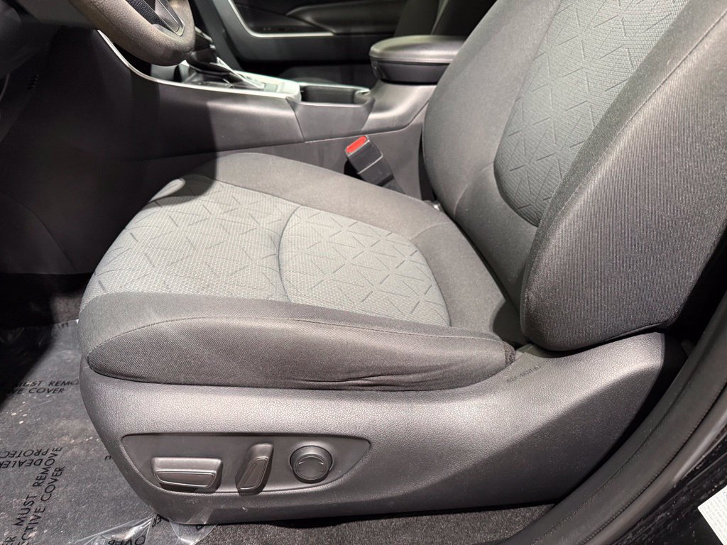 Used 2020 Toyota RAV4 XLE w/ All Weather Liner Package AWD/4WD image 14