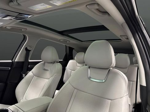 Used 2024 Hyundai Tucson Limited image 7