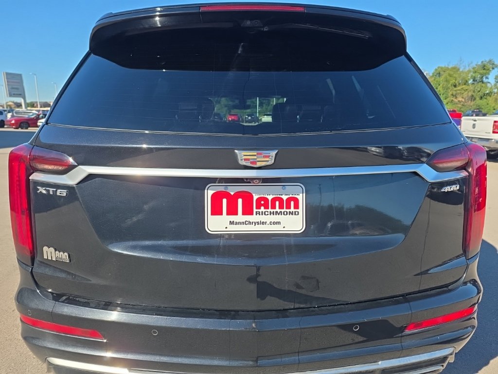 Used 2021 Cadillac XT6 Premium Luxury FWD image 6
