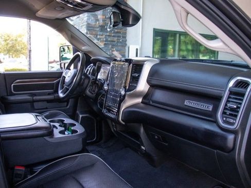 Used 2024 RAM 2500 Laramie AWD/4WD image 16