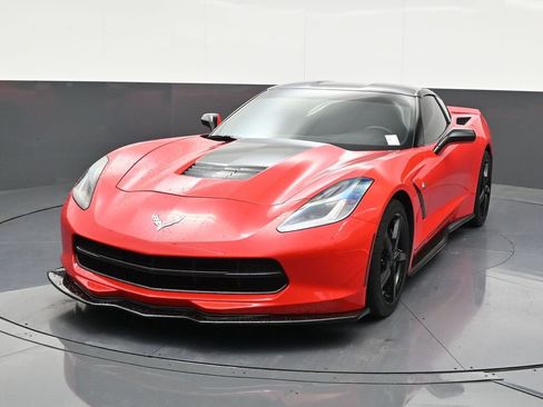 Used 2014 Chevrolet Corvette Stingray Coupe image 9