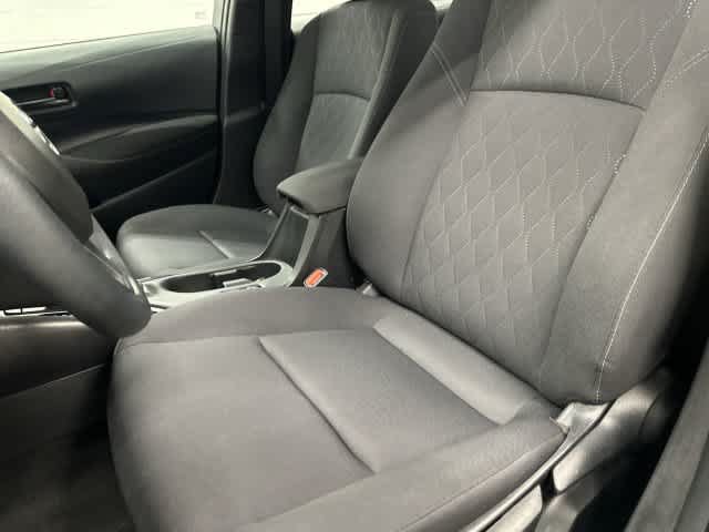 Used 2026 Toyota Corolla LE FWD image 10