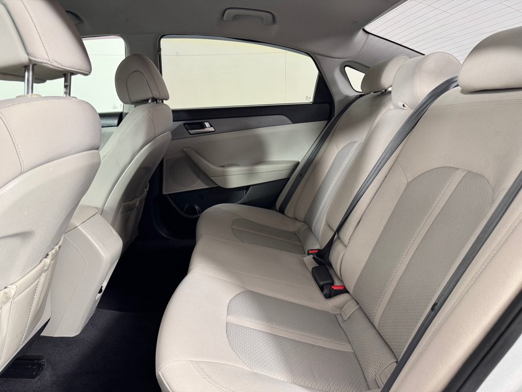 Used 2017 Hyundai Sonata SE FWD image 40