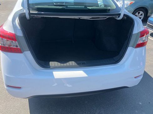 Used 2015 Nissan Sentra S image 5