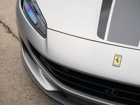 Certified 2019 Ferrari Portofino image 11