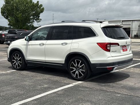 Used 2019 Honda Pilot Touring image 7