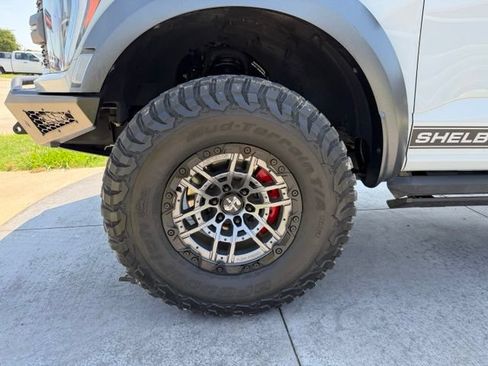 Used 2023 Ford F150 Raptor AWD/4WD image 4